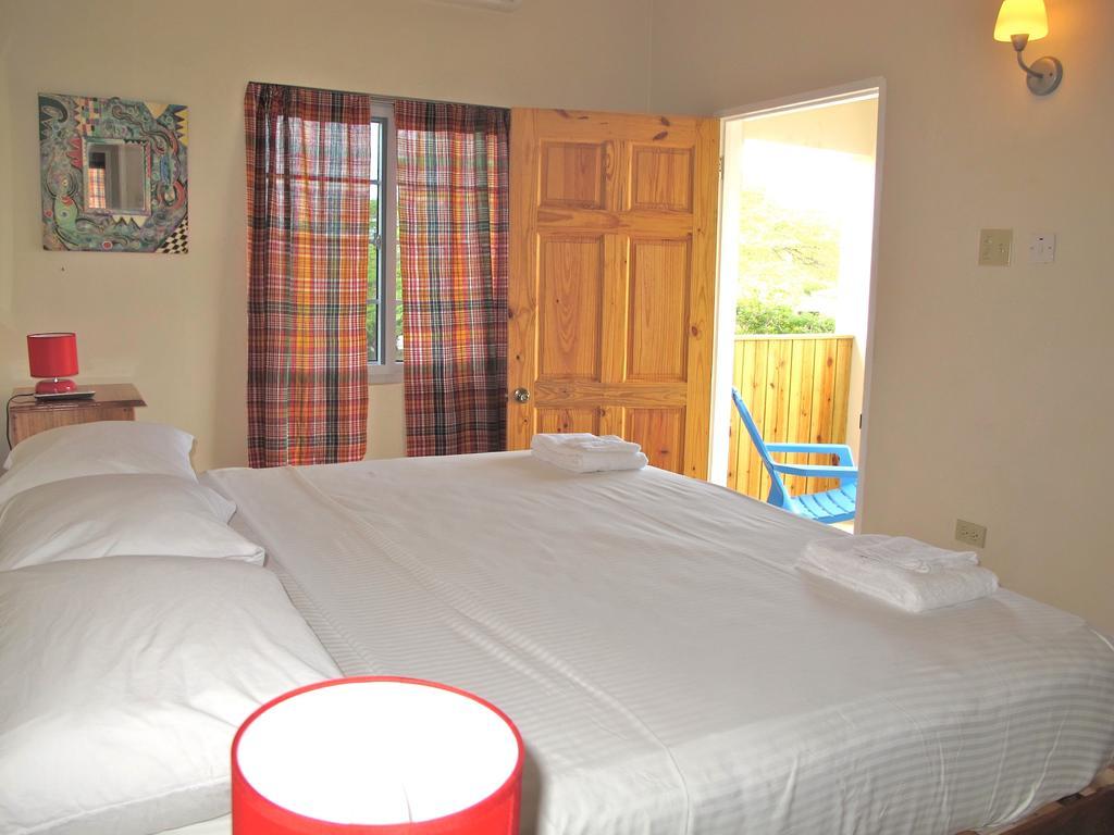 Albergue Just Next Door Treasure Beach Habitación foto